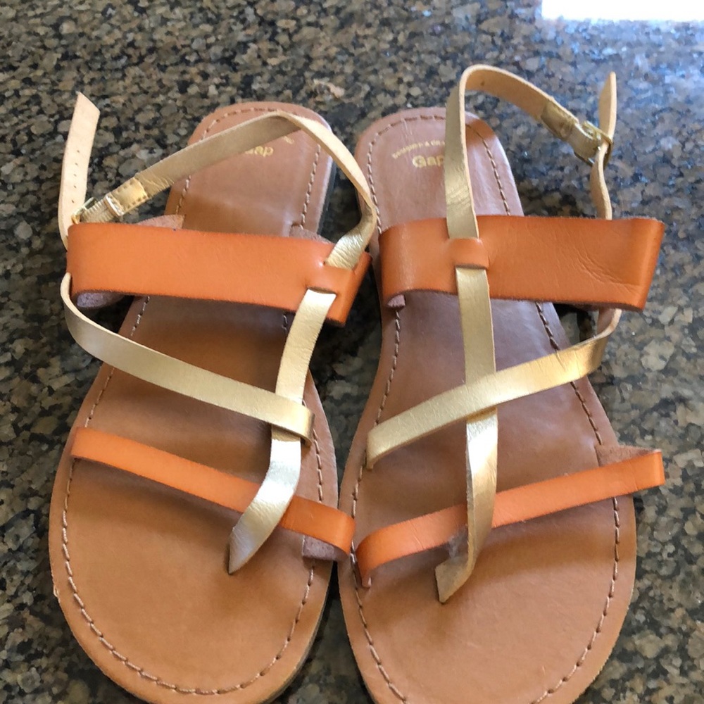 Never worn GAP sandals